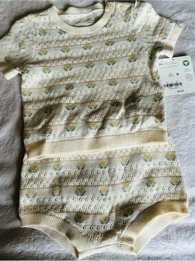 Little Planet Cream & Yellow Knit Baby Bodysuit Set - Cozy Floral Pattern